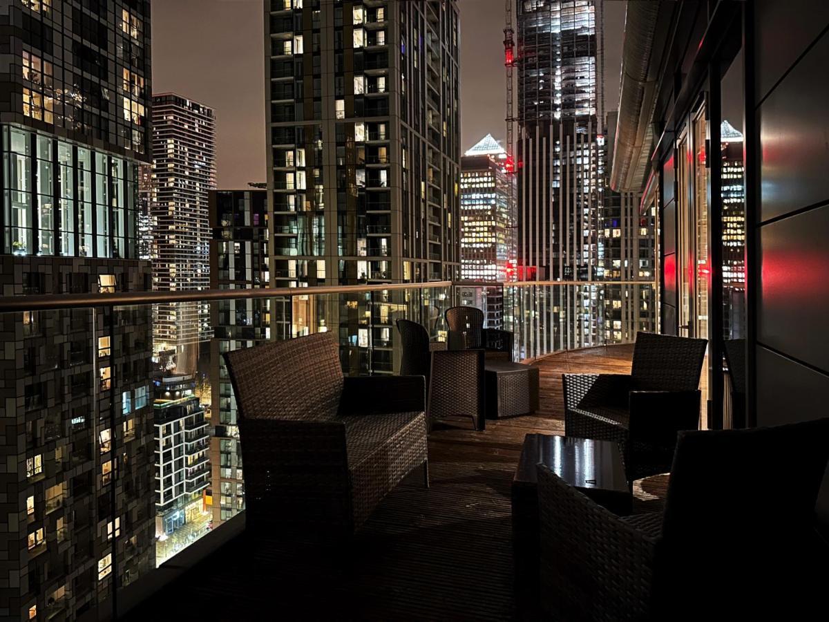 Stylish Apartment In Canary Wharf London Eksteriør billede