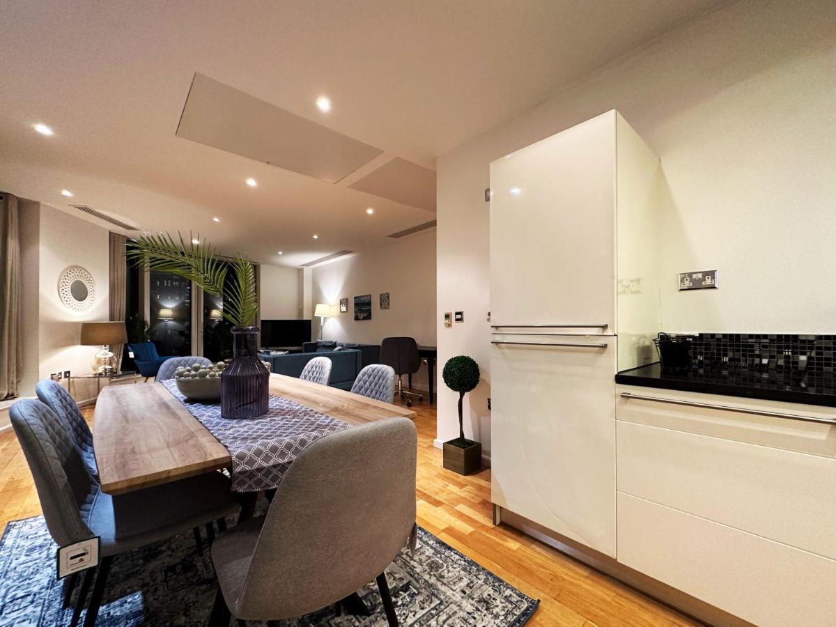 Stylish Apartment In Canary Wharf London Eksteriør billede