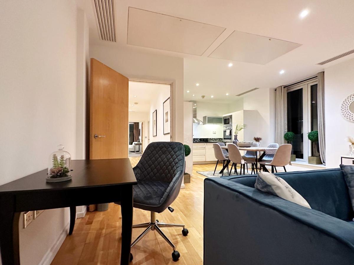 Stylish Apartment In Canary Wharf London Eksteriør billede
