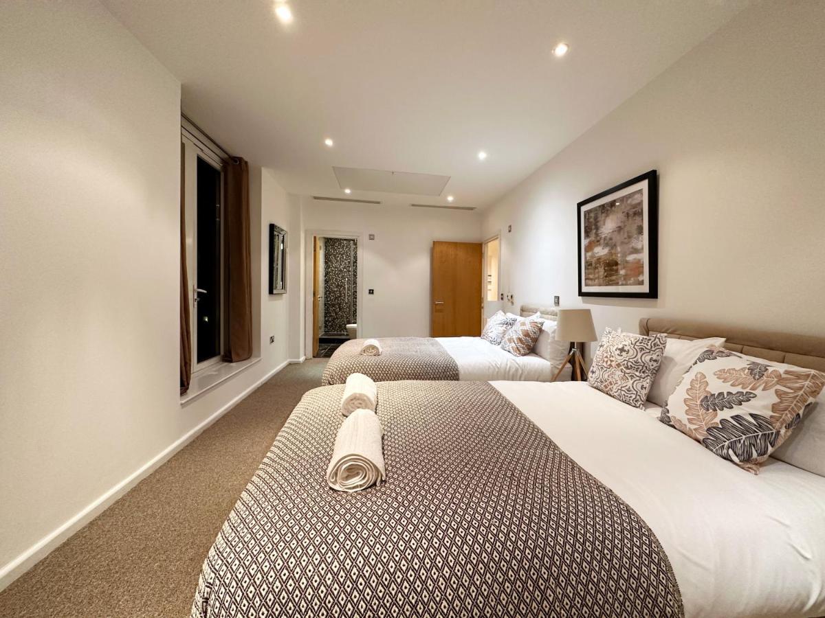 Stylish Apartment In Canary Wharf London Eksteriør billede